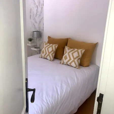 City Break-Quiet House With Private Patio Ferienhaus