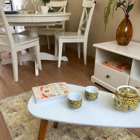 Break-quiet House With Private Patio Vakantiehuis *