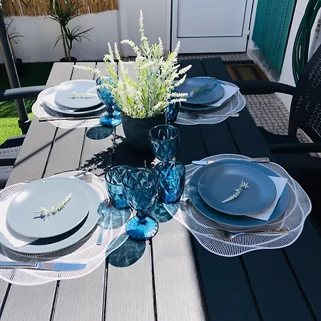 Vakantiehuis Break-quiet House With Private Patio