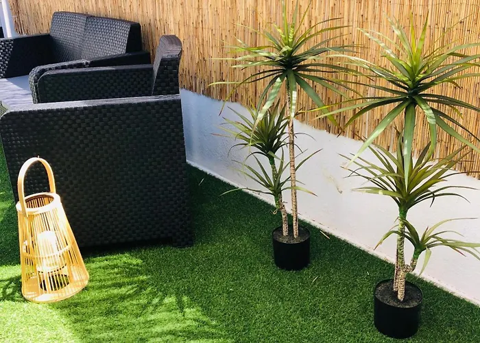 بيت للعطل Break-quiet House With Private Patio *