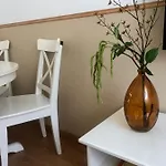 Break-quiet House With Private Patio Vakantiehuis