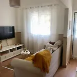 Break-quiet House With Private Patio Vakantiehuis *