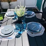 Vakantiehuis Break-quiet House With Private Patio
