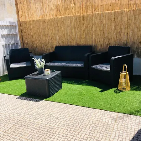 City Break-Quiet House With Private Patio Hébergement de vacances Torres Vedras